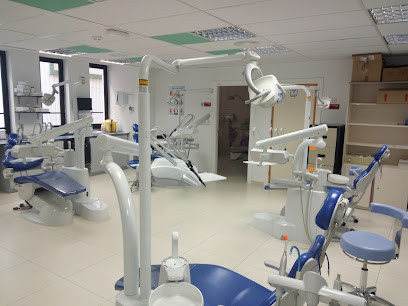 Murcia - CLINICA ODONTOLOGICA UNIVERSITARIA - HOSPITAL MORALES MESEGUER - Centro Dental