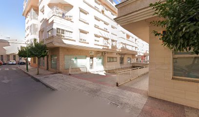 Navalmoral de la Mata - CLINICA ODONTOSALUD S.L. - Centro Dental