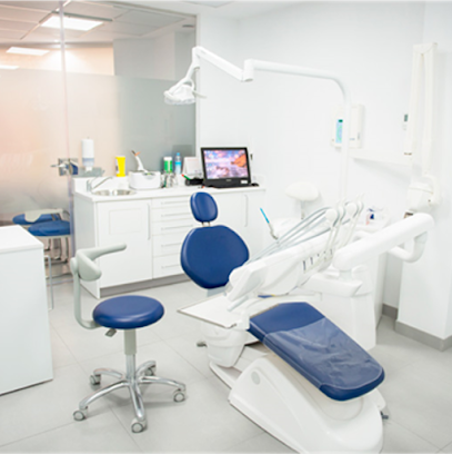 Puente Genil - CLINICA PAREJO Y CAÑERO, S.L. - Centro Dental
