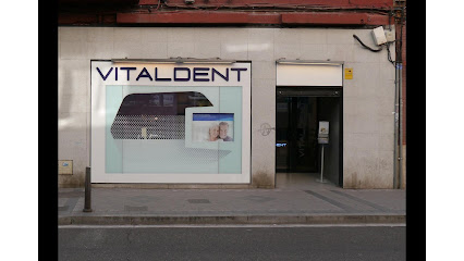 Valladolid - CLINICA VITALDENT (C/ LABRADORES) - Centro Dental