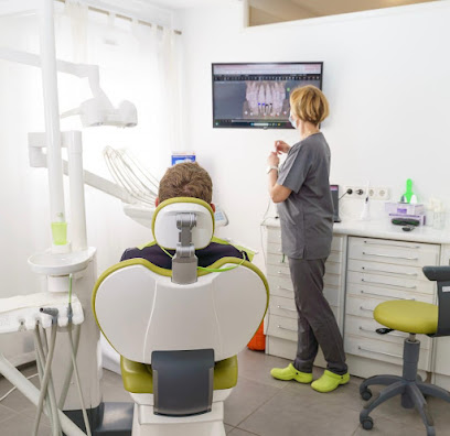 Platja d'aro i s'agaró Castell d'Aro - CL¿NICA DENTAL DRA. BARANOVA - Centro Dental