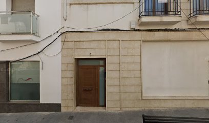 Los Villares - COMERCIAL ARNES Y JIMENEZ, S.L.L. - Centro Dental