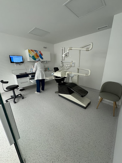 Santiago de Compostela - CONSULTA DENTAL BALBOA Y MARACCHI - Centro Dental