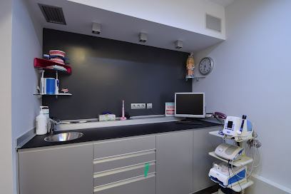 Vilanova i la Geltrú - CONSULTORI DENTAL J. CARLES LAGUNA. - Centro Dental
