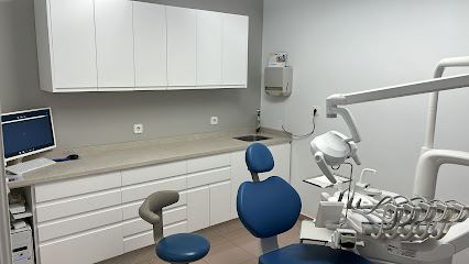 Cabra - CONTRERAS GONZALEZ, SALVADOR - Centro Dental