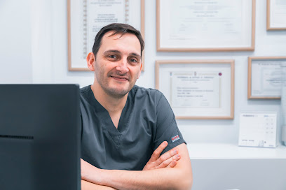 A Coruña - DC SMILE CENTER - Centro Dental