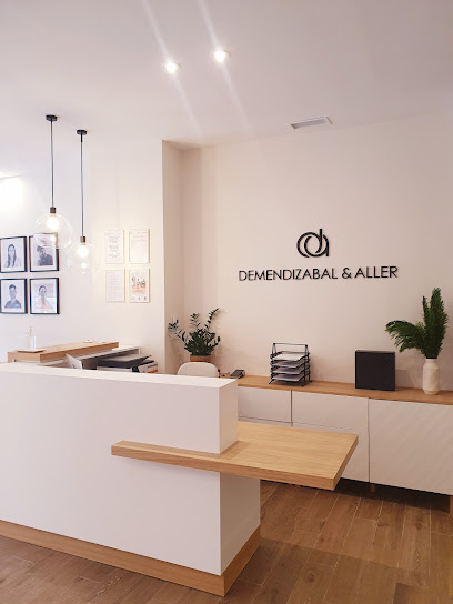 A Coruña - DEMENDIZABAL ALLER - Centro Dental