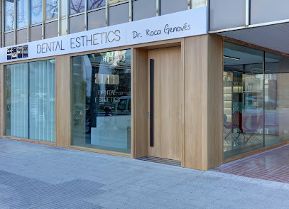 Reus - DENTAL ESTHETICS - DR. ROCA GENOVES - Centro Dental