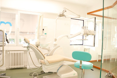 Madrid - DOCTORES ROMERO TERCERA GENERACION, S.C.P. - Centro Dental