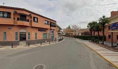 Azuqueca de Henares - DRA. SAYLIN GARCIA-DOCTORES DENTAL - Centro Dental