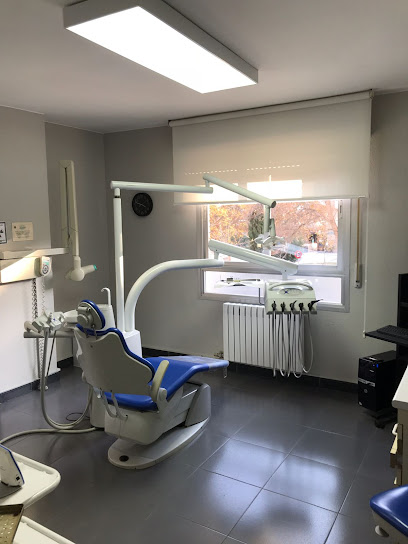 Cogollos de la Vega - FERRER GARCIA, SERGIO - Centro Dental