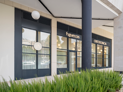 Lugo - FIGUEIRAS ORTODONCIA - Centro Dental