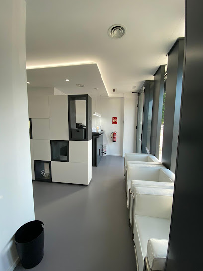 Sant Vicenç de Montalt - FRANCADENT CENTRE ODONTOLOGIC - Centro Dental