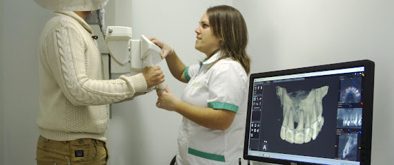Huércal de Almería - FRANCISCO JAVIER GIMENEZ GARCIA - Centro Dental