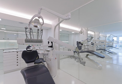 A Coruña - ICON DENTAL CLINIC - Centro Dental