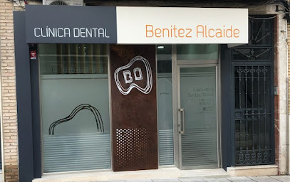 Puente Genil - JESUS MARÃ?A BENITEZ ALCAIDE - Centro Dental
