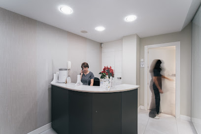 La Palma del Condado - JUAN IGNACIO RIVERA VILLA - Centro Dental