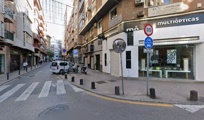 Aguilar de la Frontera - LOPEZ MUÑOZ, PEDRO - Centro Dental
