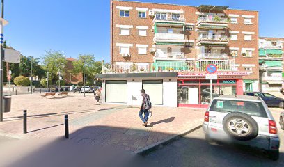 Pozuelo de Alarcón - MARIA CONCEPCION SOLIS VELLOSILLO - Centro Dental