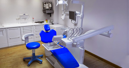 Pamplona - MARIA INMACULADA CORDON BAZTAN - Centro Dental