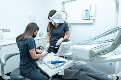 Totana - MM DENTAL (CLINICA DENTAL DRA. EVA MARIA MARTINEZ SALMERON) - Centro Dental
