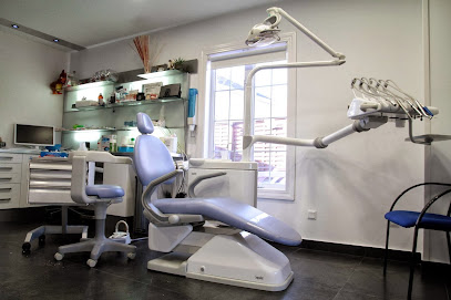 Villanueva de la Cañada - PEDRO-NEY SALDAÑA MARTINEZ - Centro Dental