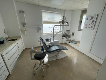 Ugíjar - PURA ALTAGRACIA HINOJOSA FERNANDEZ - Centro Dental