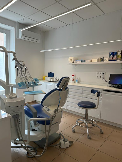 Tarragona - SANTA TECLA CLINICA DENTAL, SL - Centro Dental