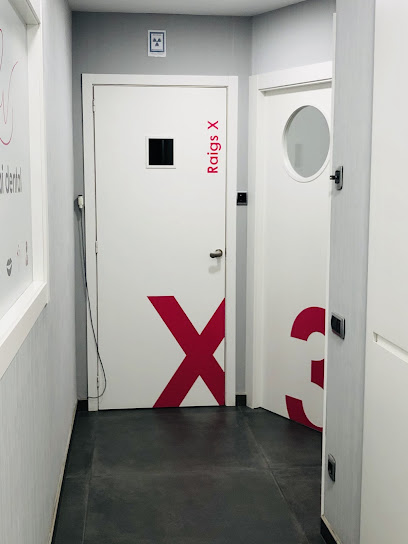 Sant Adrià de Besòs - SILVIA RODRIGUEZ CLINICA DENTAL, S.L. - Centro Dental