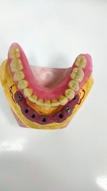 Valladolid - VILLUELA DENTAL - Centro Dental