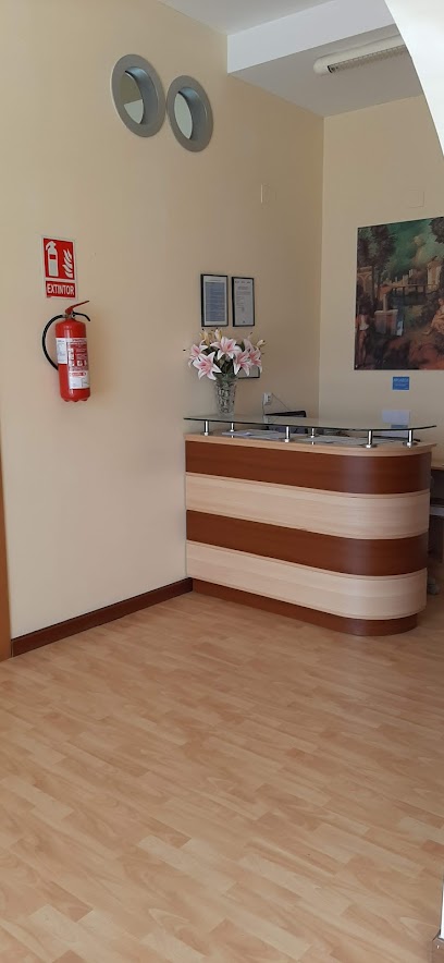 Santa Eulària des Riu - VIMAR CLINICA DENTAL - Centro Dental