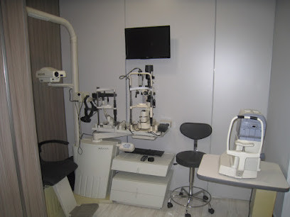 Barcelona - CLINICA OFTALMOLOGICA DR. DIAZ COUCHOUD - Óptica