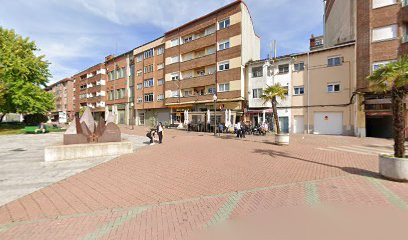 Guardo - CONSULTA DE OFTALMOLOGIA DE D. LUIS SANZ HOSPITAL EN GUARDO - Óptica