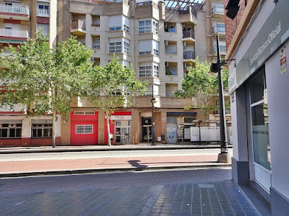 València - CLINICA DENTAL Mª DOLORES MEDINA GONZALEZ - Centro Dental