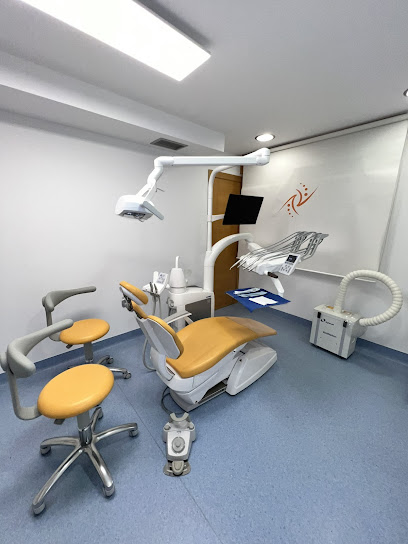 Vilagarcía de Arousa - CLINICA DENTAL Mª PILAR VAZQUEZ TROCHE - Centro Dental