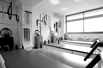 Barcelona - PHYVA PILATES Y FISIOTERAPIA: CONSULTA DE FISIOTERAPIA MARIA DEL PILAR VALENCIA